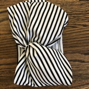 Matching black and white set! Super cute!